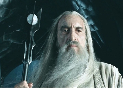 Ator de "Senhor dos An�is" lan�a disco de heavy metal aos 91 anos
